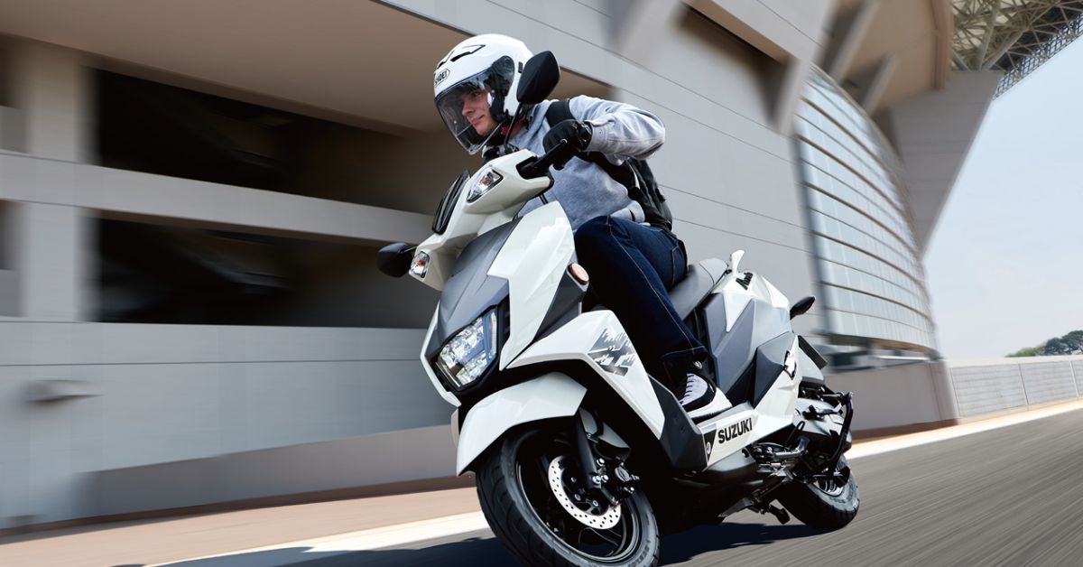 Suzuki Avenis