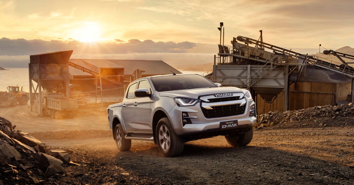 Isuzu Monsoon Service Camp
